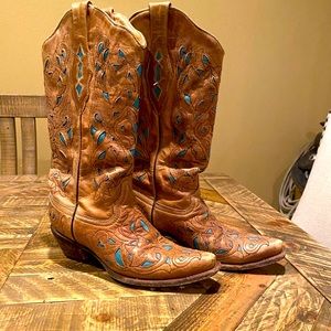 Women’s corral boots